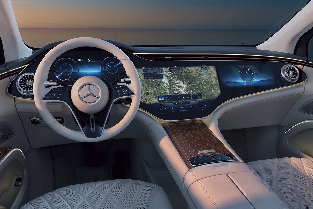Mercedes Huillier - EQS suv onglet technologie