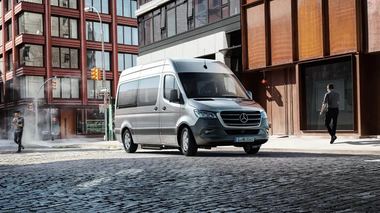 Mercedes Huillier - vue trois quart charge esprinter tourer