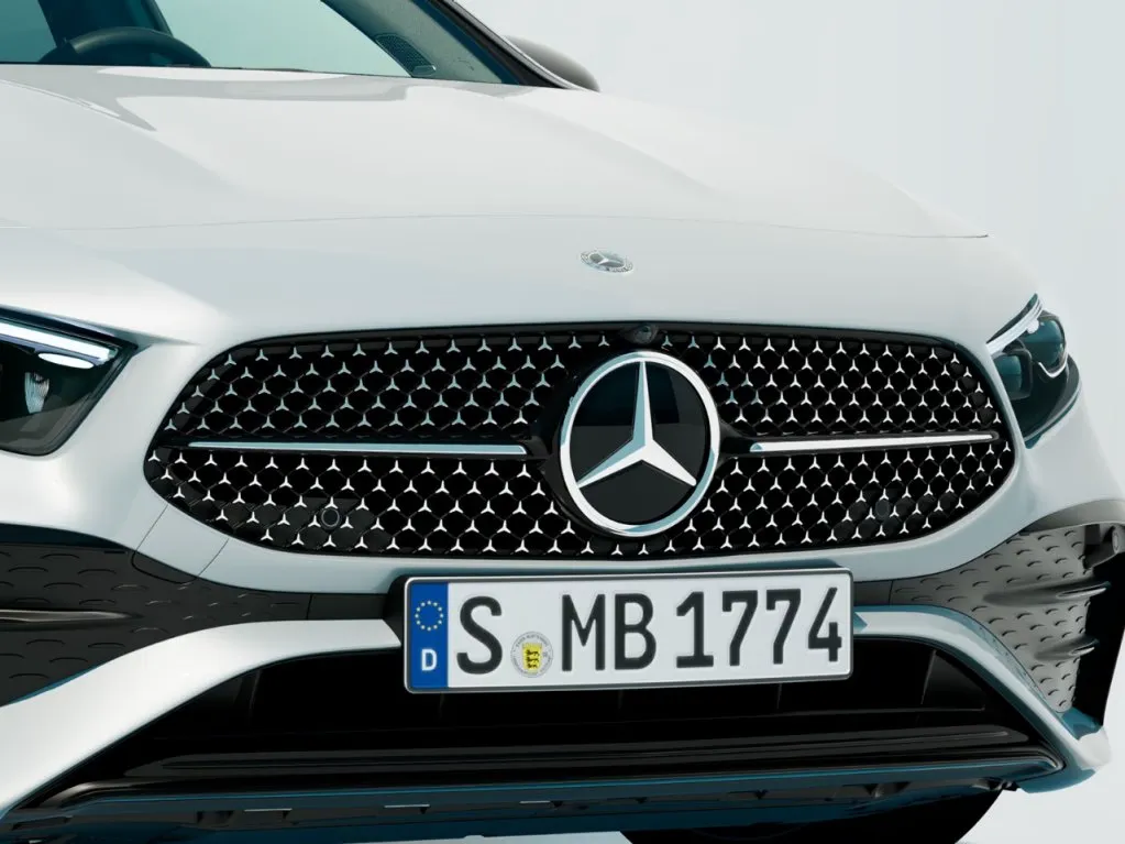 Mercedes Benz classe a berline vue calandre 