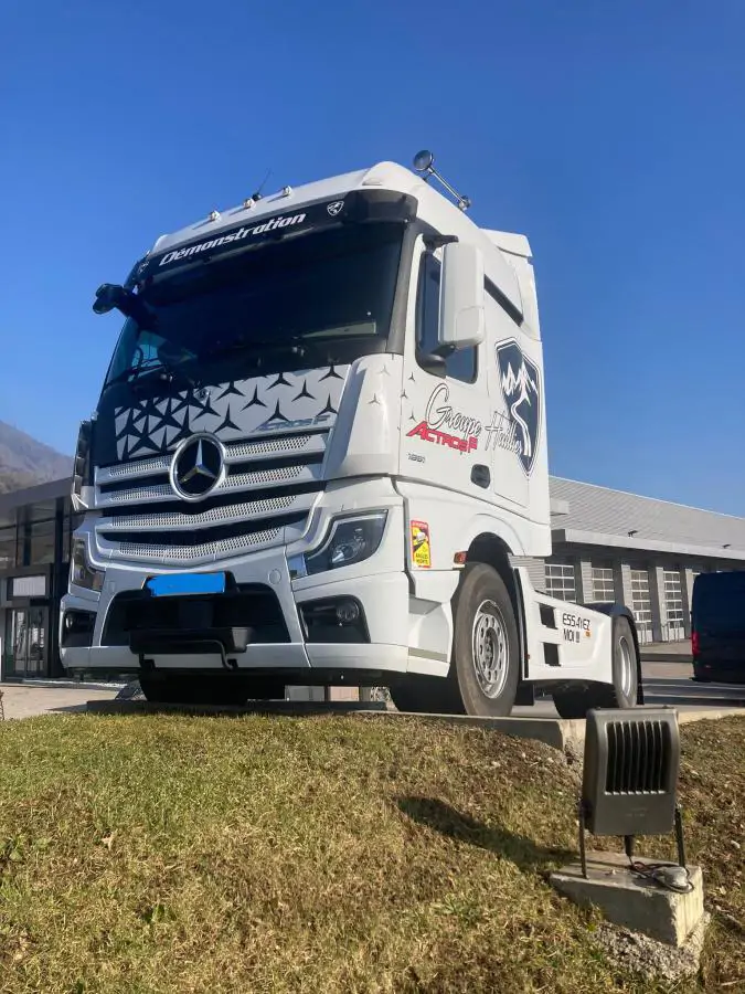 Photo Mercedes ACTROS 1851 F 1851 F