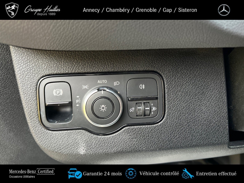 Image Mercedes-Benz SPRINTER 214 CDI Fg 39S  3T0 Traction 9G-Tronic - 24980€ht