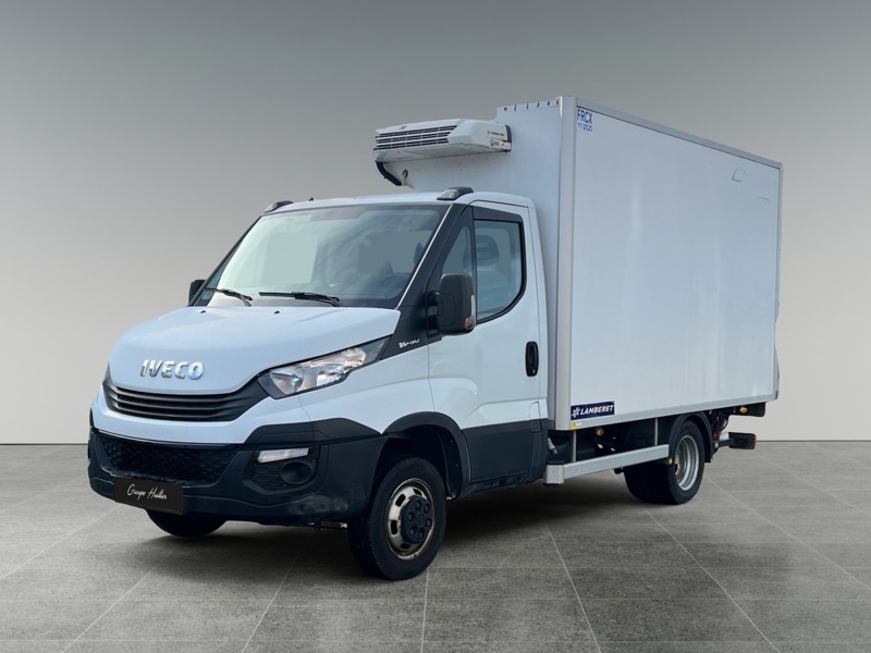 Photo Iveco DAILY CHÂSSIS Einzelkabine 35 C ... Radstand 3450  3.0 150 ch 