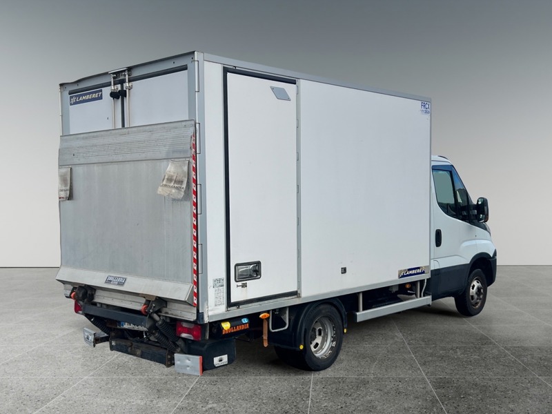 Image Iveco DAILY CHÂSSIS Einzelkabine 35 C ... Radstand 3450  3.0 150 ch 