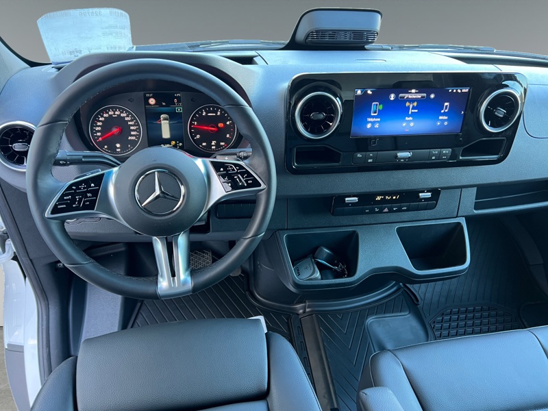 Image Mercedes-Benz SPRINTER 519 37CC CDI PRO Benne & Coffre JPM Boite Automatique / PTRA 7T / Caméra 