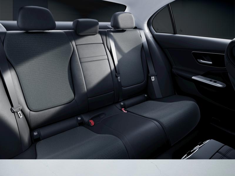 Image Mercedes-Benz CLASSE C BERLINE Classe C 300 de Hybrid EQ Berline Avantgarde Line  