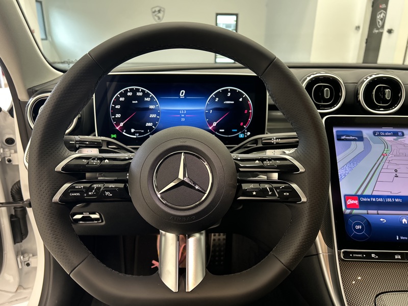 Image Mercedes-Benz CLASSE C BERLINE Classe C 220 d Berline AMG Line  