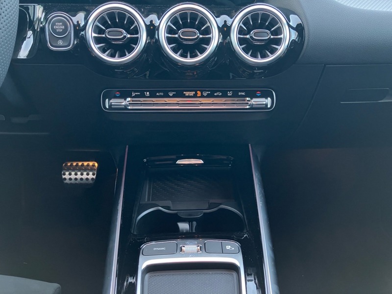 Image Mercedes-Benz CLASSE B 200 d AMG Line AMG Line 