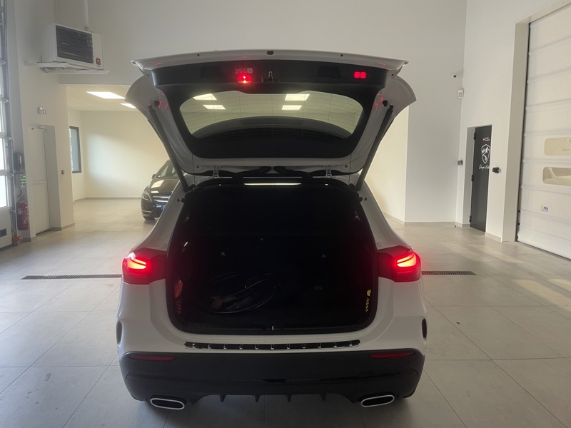 Image Mercedes-Benz GLA 250 e Hybrid EQ AMG Line  