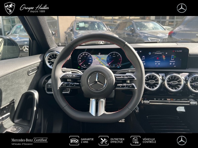 Image Mercedes-Benz CLASSE A 180 d Berline AMG Line  