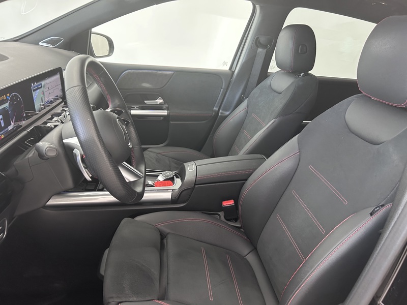 Image Mercedes-Benz CLASSE B 200 d AMG Line AMG Line 