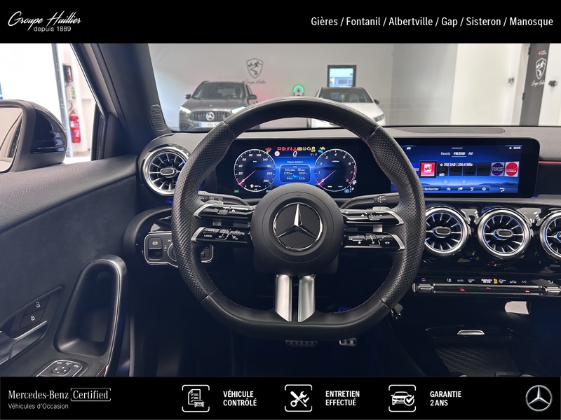Image Mercedes-Benz CLASSE A 180 AMG Line AMG Line 