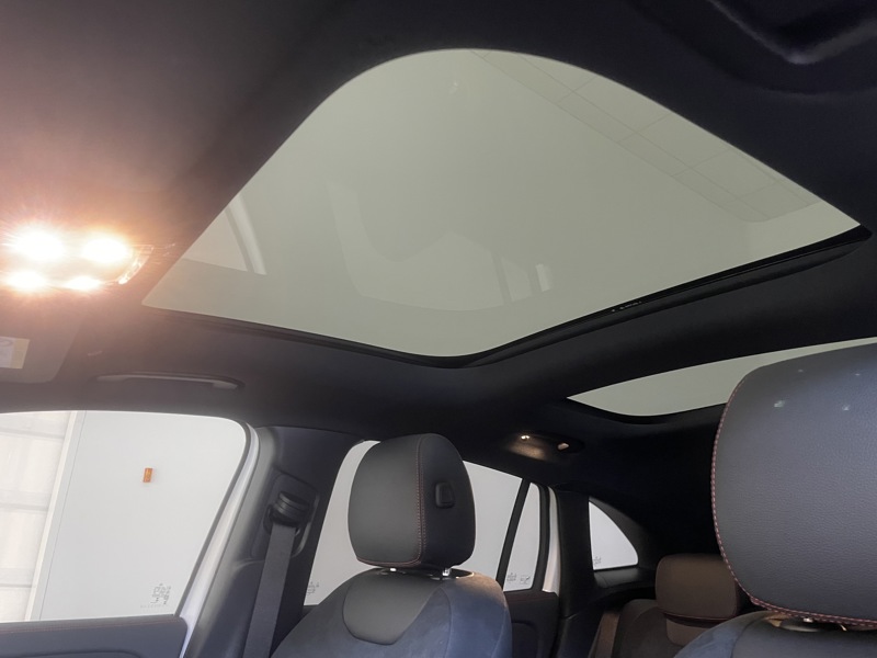 Image Mercedes-Benz GLA 250 e Hybrid EQ AMG Line  