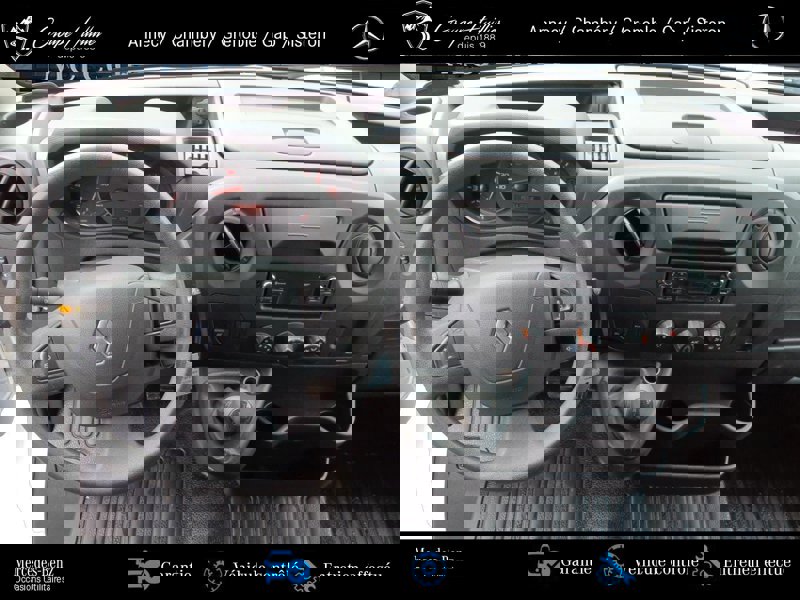 Image Renault RENAULT MASTER L2H2 Nacelle - 12m - 25 900HT 