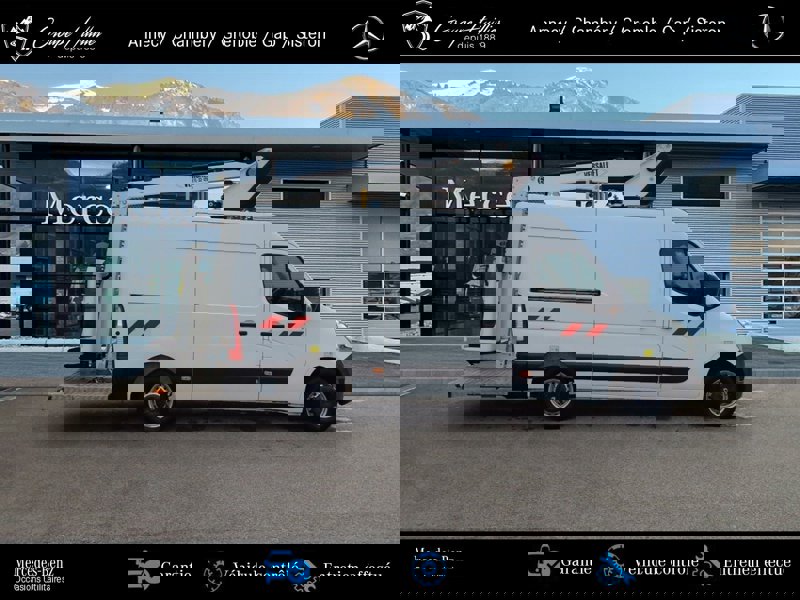 Image Renault RENAULT MASTER L2H2 Nacelle - 12m - 25 900HT 