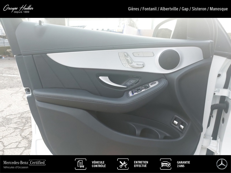 Image Mercedes-Benz GLC COUPÉ GLC 300e 4MATIC Coupé AMG Line  