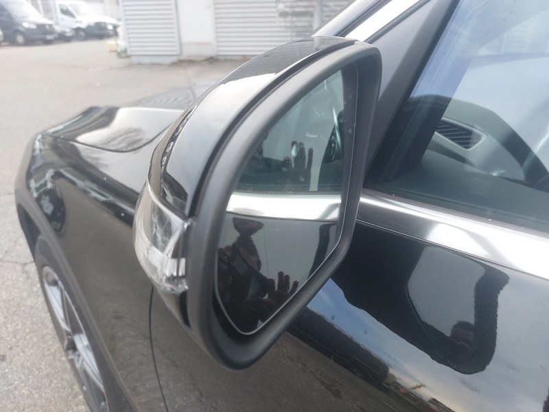 Image Mercedes-Benz GLC SUV GLC 300de 4MATIC SUV AMG Line  