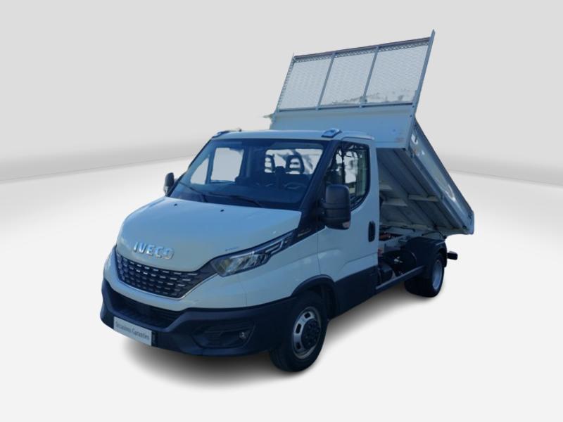 Photo Iveco DAILY CHÂSSIS Einzelkabine 35 C ... Radstand 3450 3.0 179 ch BVA8