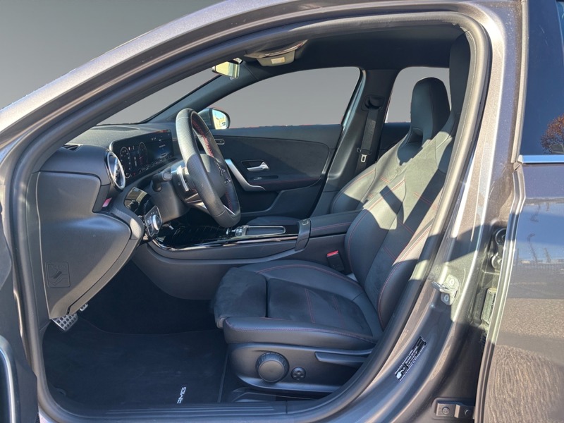 Image Mercedes-Benz CLASSE A 200 d AMG Line  