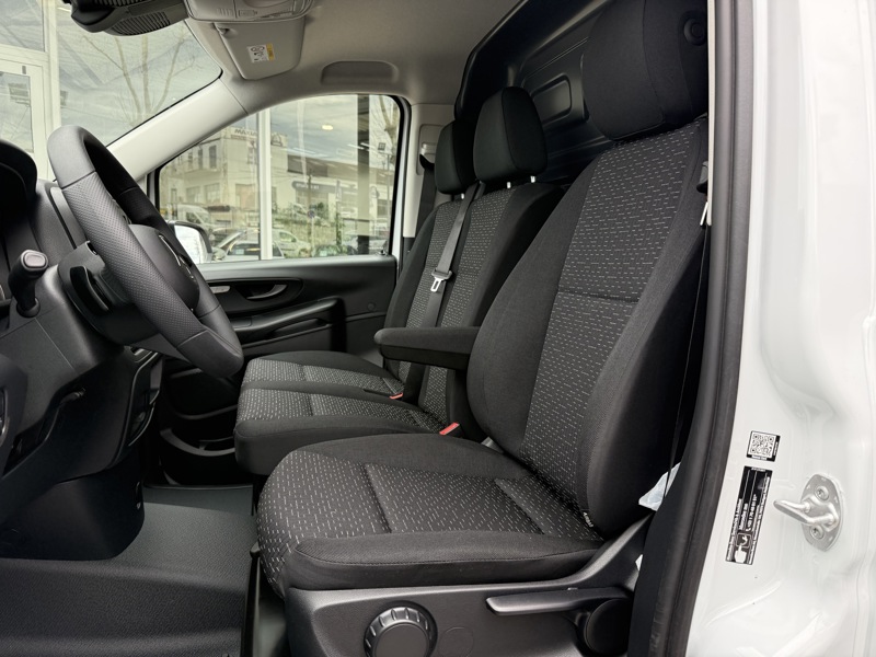 Image Mercedes-Benz VITO e 112 Fourgon Long  