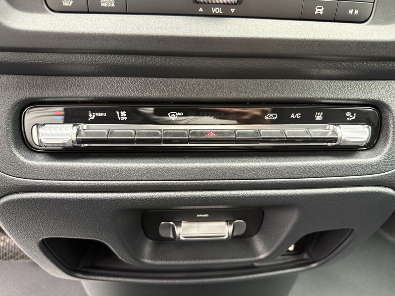 Image Mercedes-Benz VITO e 112 Fourgon Long  