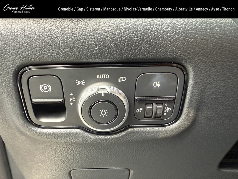 Image Mercedes-Benz VITO e 112 Fourgon Long  