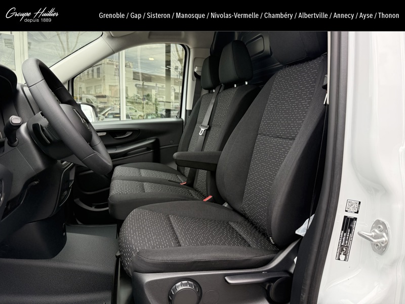Image Mercedes-Benz VITO e 112 Fourgon Long  