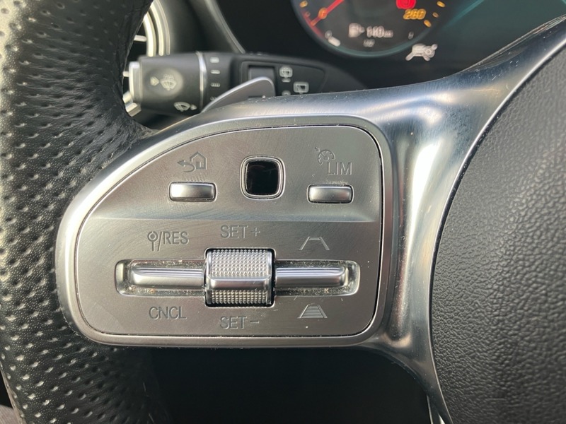 Image Mercedes-Benz GLC SUV GLC 220 d 4MATIC SUV AMG Line  GLC 220 d 194ch AMG Line 4Matic 9G-Tronic