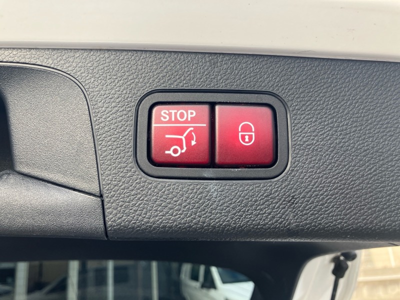 Image Mercedes-Benz GLC SUV GLC 220 d 4MATIC SUV AMG Line  GLC 220 d 194ch AMG Line 4Matic 9G-Tronic