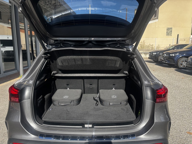 Image Mercedes-Benz EQA 250+  