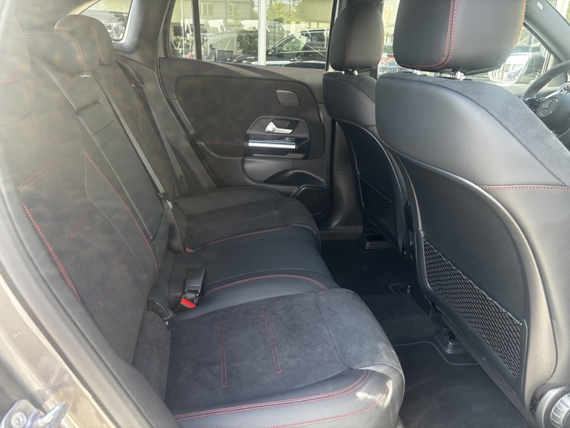 Image Mercedes-Benz EQA 250+  