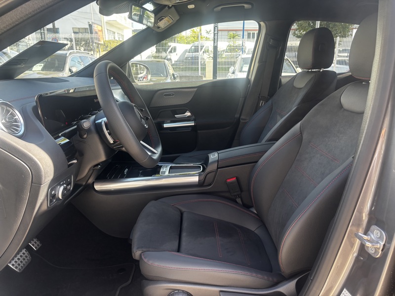 Image Mercedes-Benz EQA 250+  