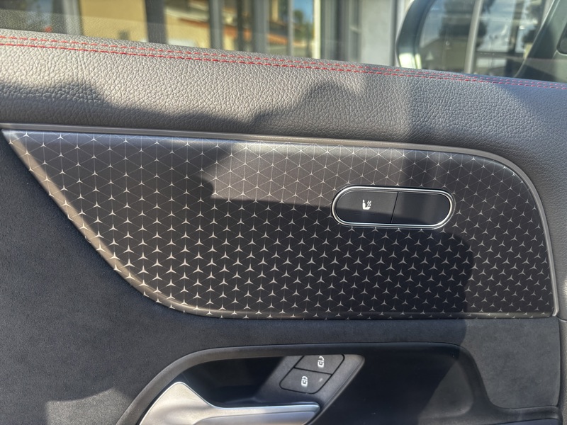 Image Mercedes-Benz EQA 250+  