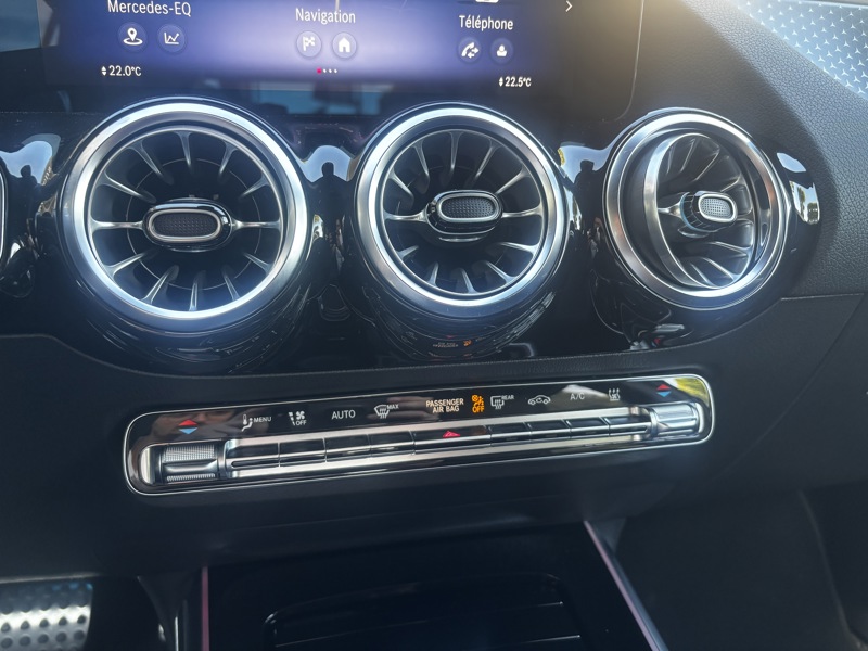 Image Mercedes-Benz EQA 250+  