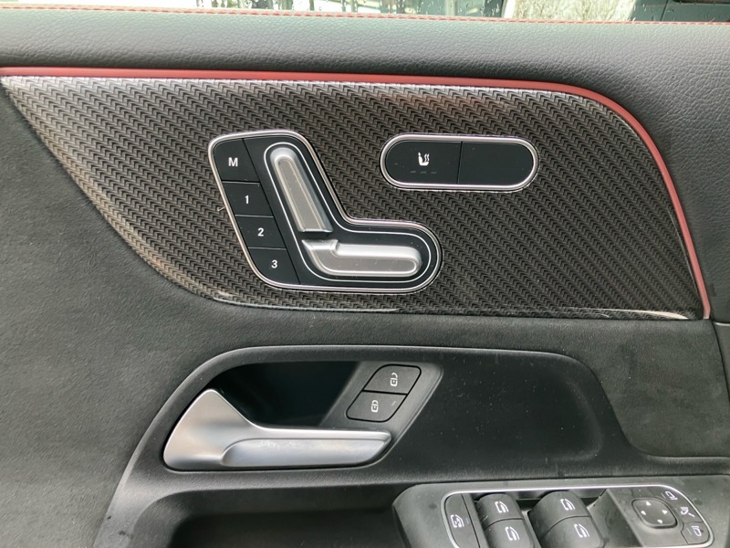 Image Mercedes-Benz GLB 200 d AMG Line  