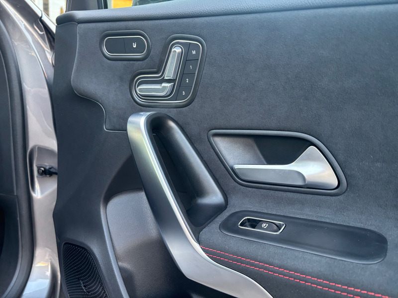 Image Mercedes-Benz CLASSE A 200 d AMG Line  