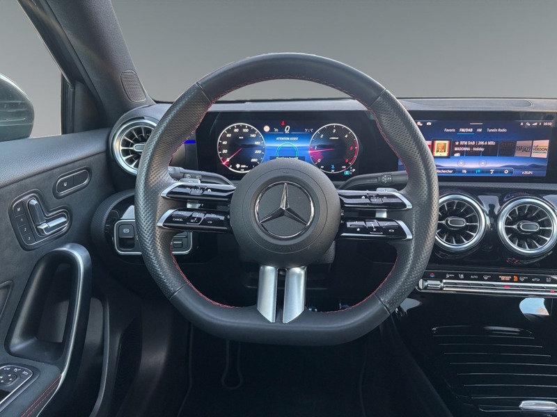 Image Mercedes-Benz CLASSE A 200 d AMG Line  