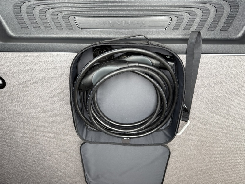 Image Mercedes-Benz VITO e 112 Fourgon Long  